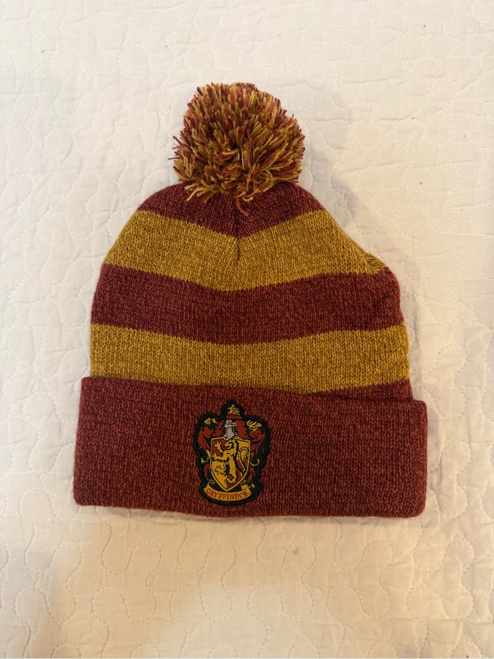 Pom Beanie - Harry Potter, Griffindor, Maroon and Gold